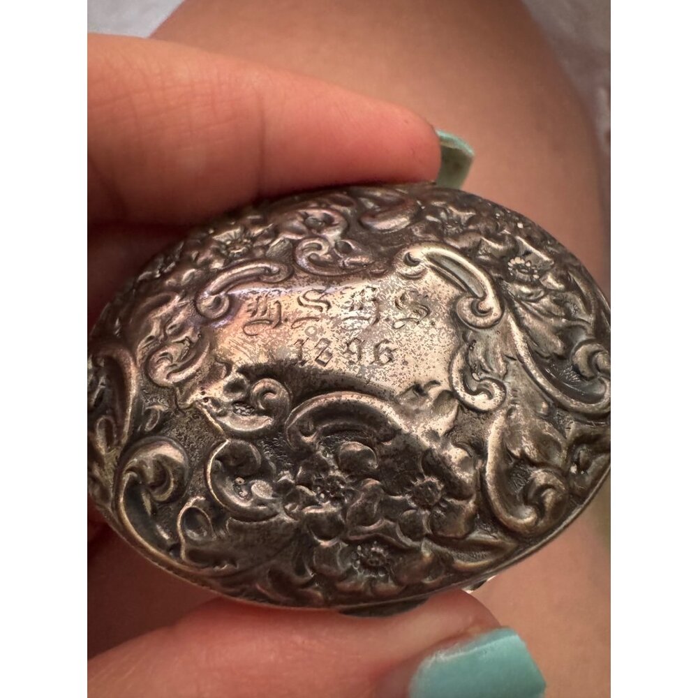 Antique Ornate Silver Hinged Trinket Box With Floral & Scrollwork Design - Picture 11 of 11